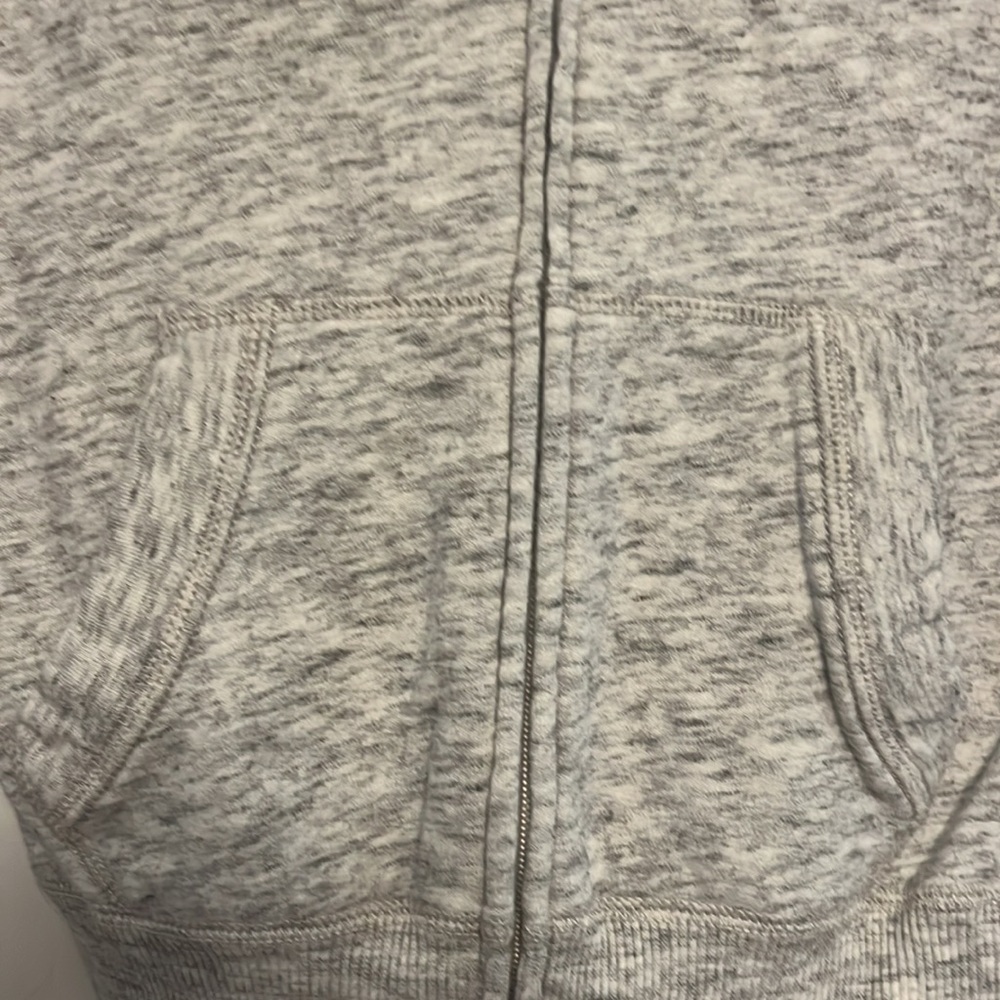EUC- Girls Abercrombie and Fitch zip up sweatshirt, size 9-10 - Picture 2 of 8